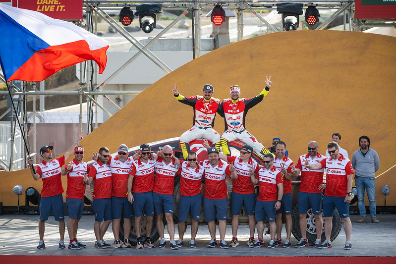 52629057085 cb6c2aaf45 c